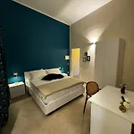 Pensionat Cesarano House 3*