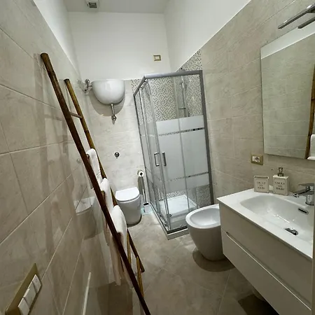 Guest house Cesarano House
